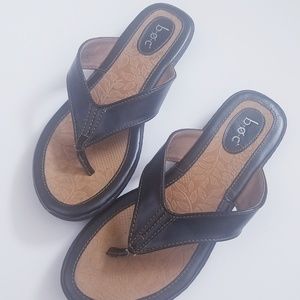 SALE!! B.o.c. leather sandals